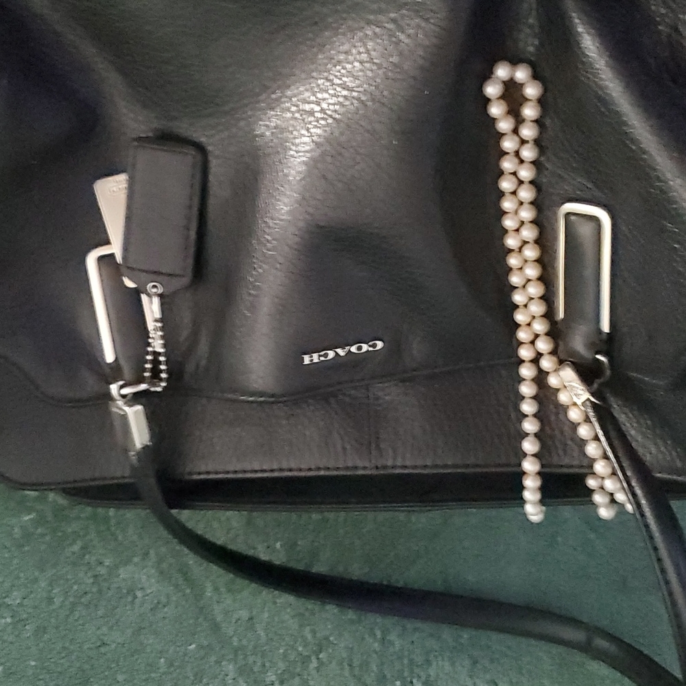 Leather Coach Black